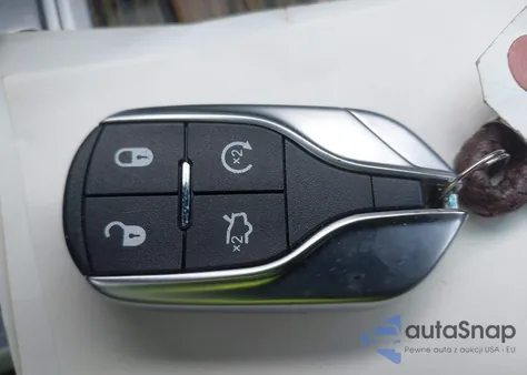 2015 Maserati Ghibli S Q4 z USA, uszkodzony, nr VIN ZAM57RTA9F1135227